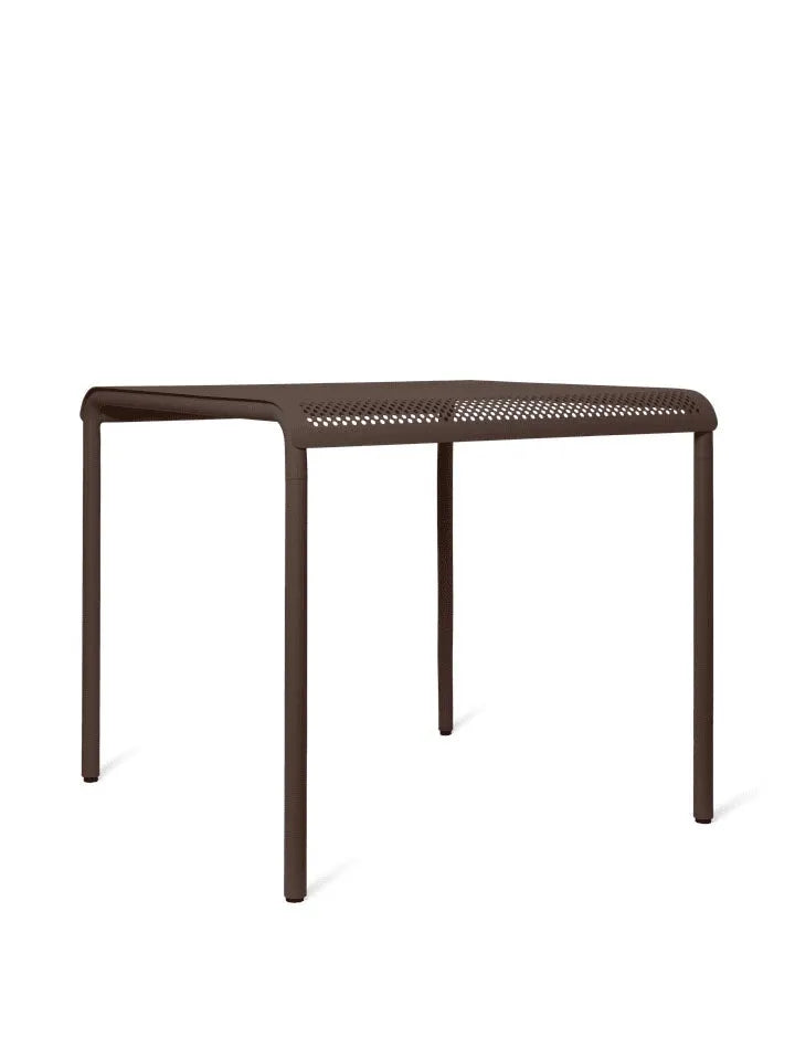 Dapple Esstisch 80 x 80  in Dunkle Schokolade präsentiert im Onlineshop von KAQTU Design AG. Gartentisch ist von Ferm Living