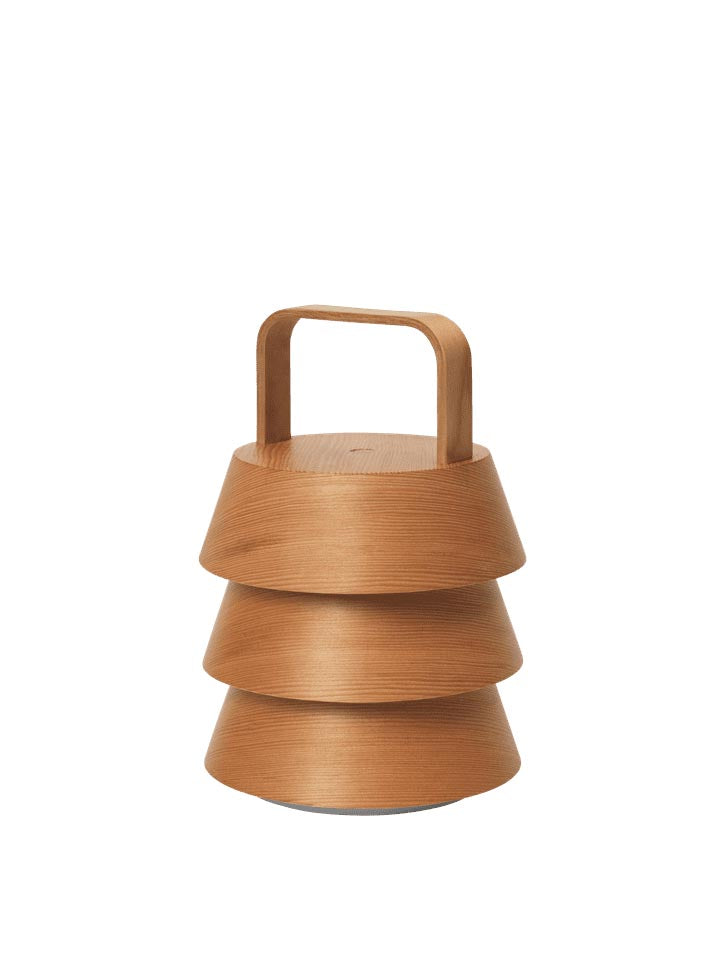 Luver portable Lampe  in Natürlich präsentiert im Onlineshop von KAQTU Design AG. Tischleuchte ist von Ferm Living