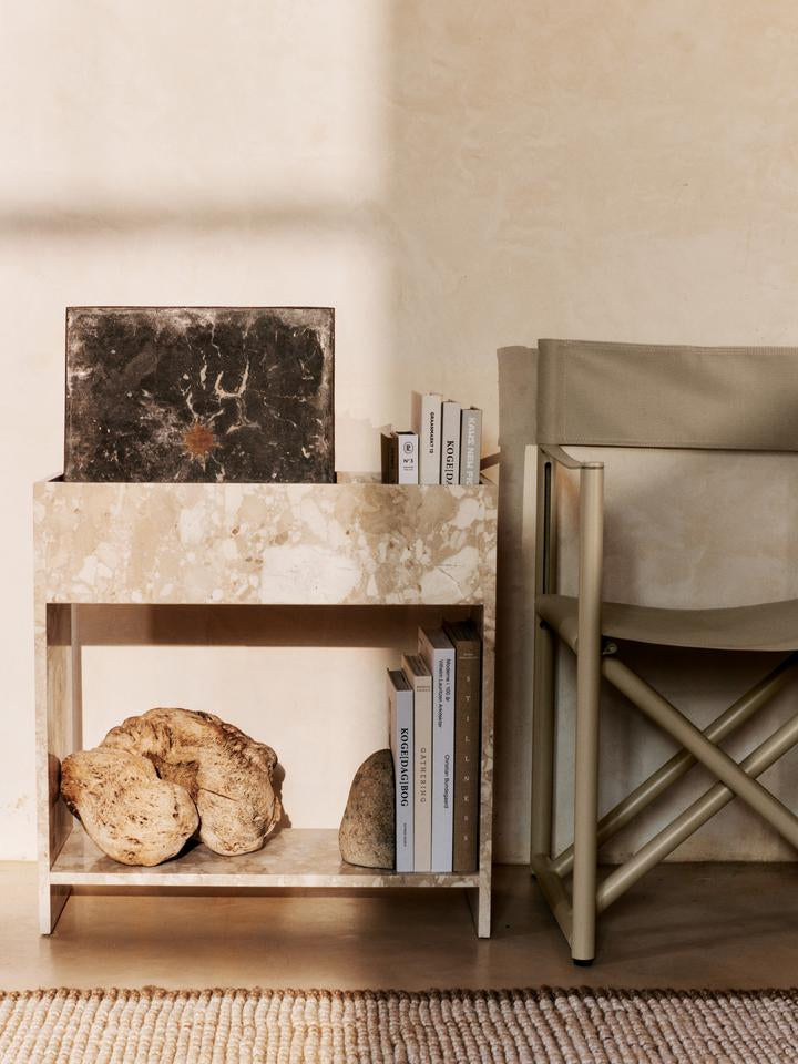 Stone Plant Box in Sand präsentiert im Onlineshop von KAQTU Design AG. Pflanzentopf Outdoor ist von Ferm Living