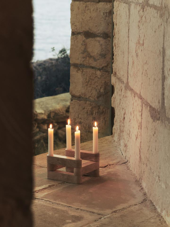 Newel Modular Kerzenhalteset  in Travertin präsentiert im Onlineshop von KAQTU Design AG. Kerzenständer ist von Ferm Living