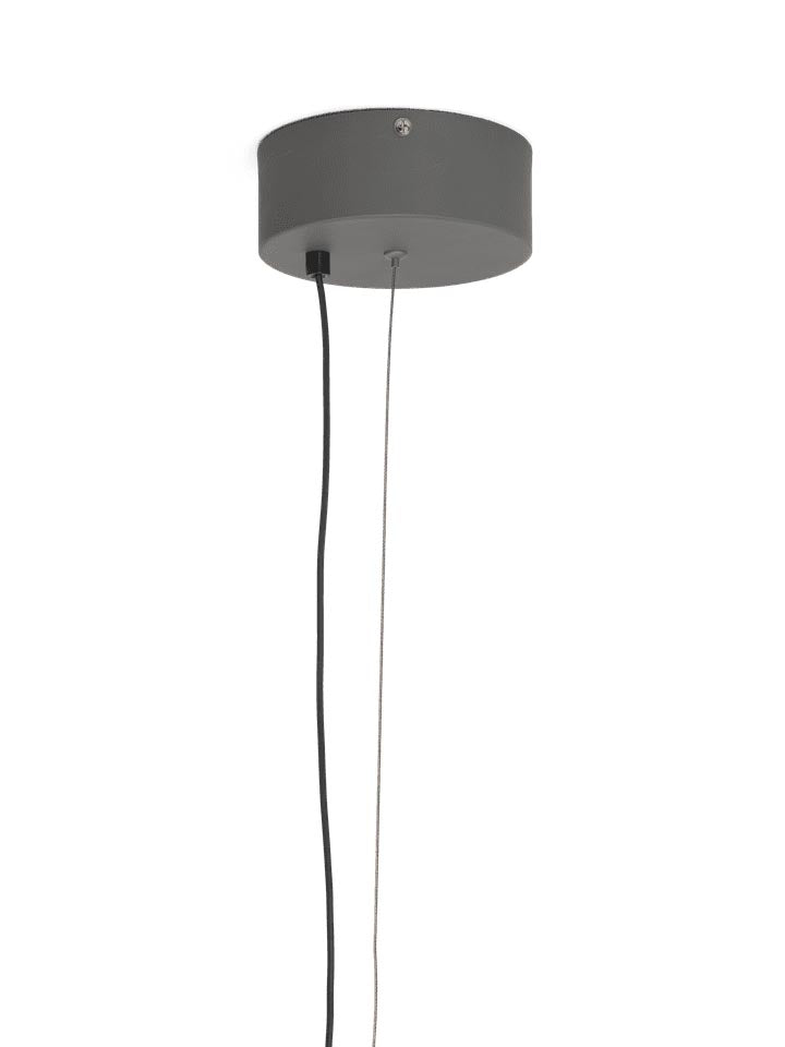 Oeste Pendelleuchte  in Sand präsentiert im Onlineshop von KAQTU Design AG. Pendelleuchte ist von Ferm Living