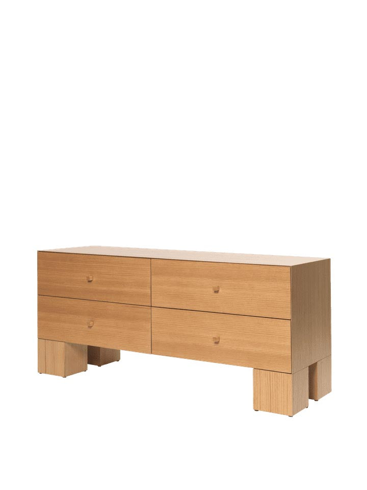 Kuben Kommode 2x2 in Natürliche Eichenfurnier präsentiert im Onlineshop von KAQTU Design AG. Kommode ist von Ferm Living