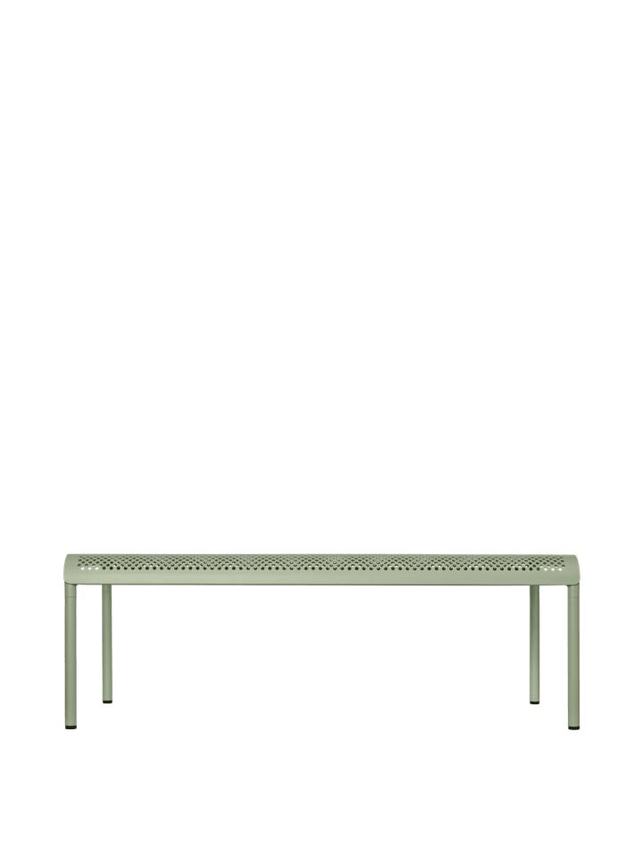 Dapple Loungetisch 114 x 57  in Teegrün präsentiert im Onlineshop von KAQTU Design AG. Beistelltisch Outdoor ist von Ferm Living