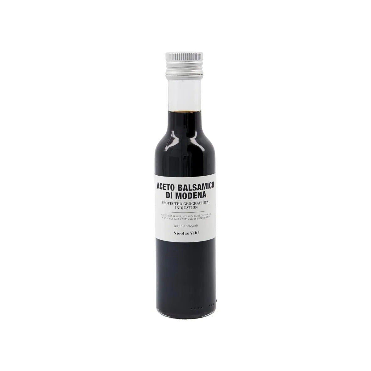 Aceto Balsamico di Modena PGI: Aromatisch, süß, ideal für Dressings, Saucen, Desserts. In dekorativer Glasflasche von Nicolas Vahé.