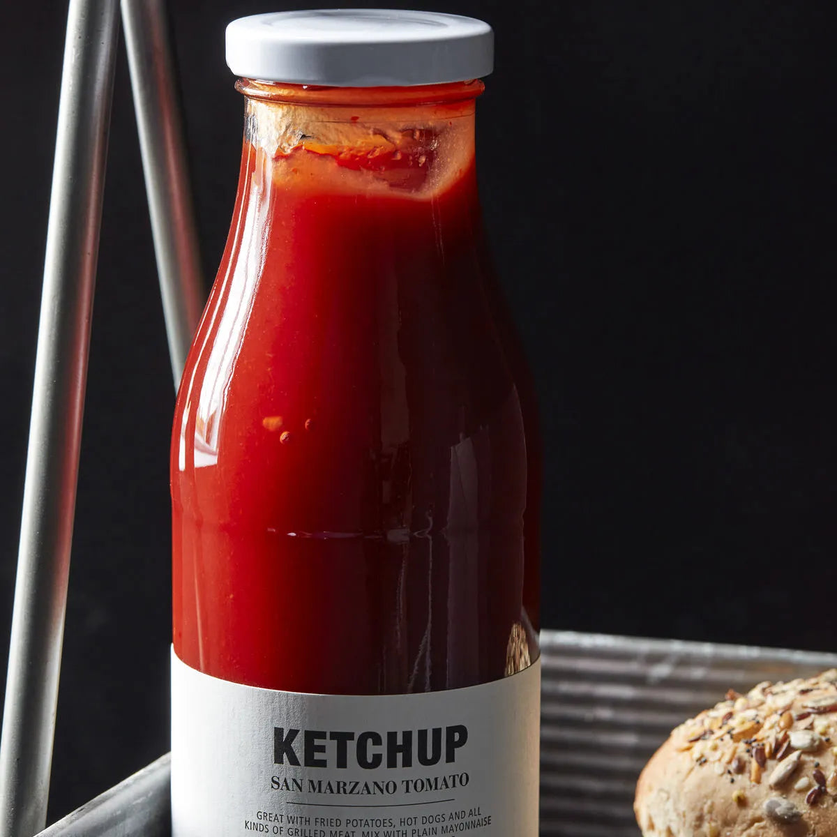 Ketchup, San Marzano Tomaten in  präsentiert im Onlineshop von KAQTU Design AG. Lebensmittel ist von Nicolas Vahé