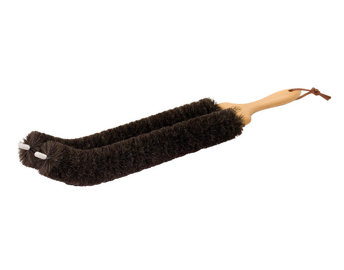 REDECKER Radiatorenbürste Buche Ziegenhaar 50 cm in  präsentiert im Onlineshop von KAQTU Design AG. Reinigung & Wäsche ist von REDECKER