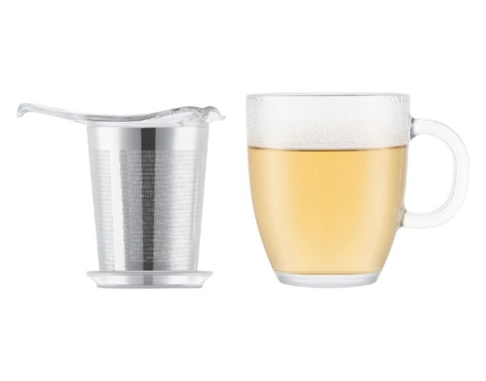 Elegante BODUM Teetasse mit YoYo Edelstahlfilter, ideal für losen Tee. Hochwertig, praktisch und stilvoll für Teegenuss.
