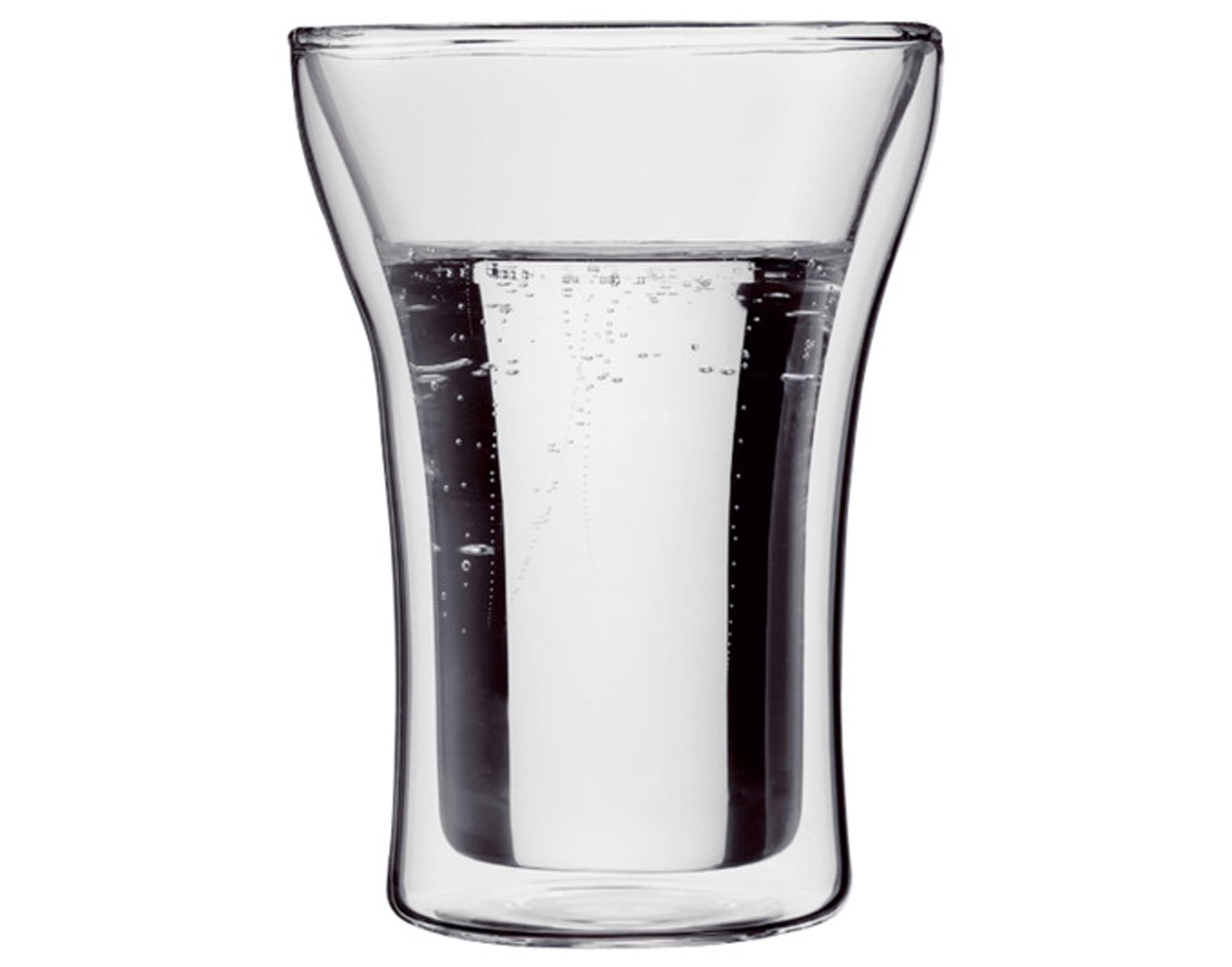 Doppelwandige BODUM Assam Gläser, 0,25 l, für heiße & kalte Getränke, aus Borosilikatglas, spülmaschinen- & mikrowellengeeignet.