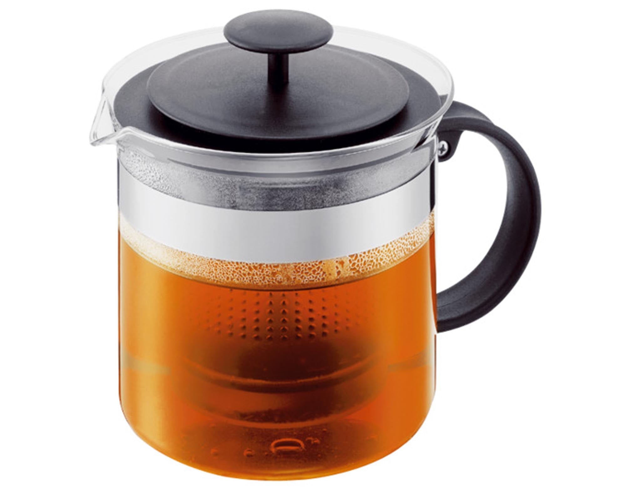 Stilvolle BODUM Teekanne aus Borosilikatglas, 1.5 l, mit Edelstahlfilter, ideal für Teeliebhaber. Spülmaschinenfest.