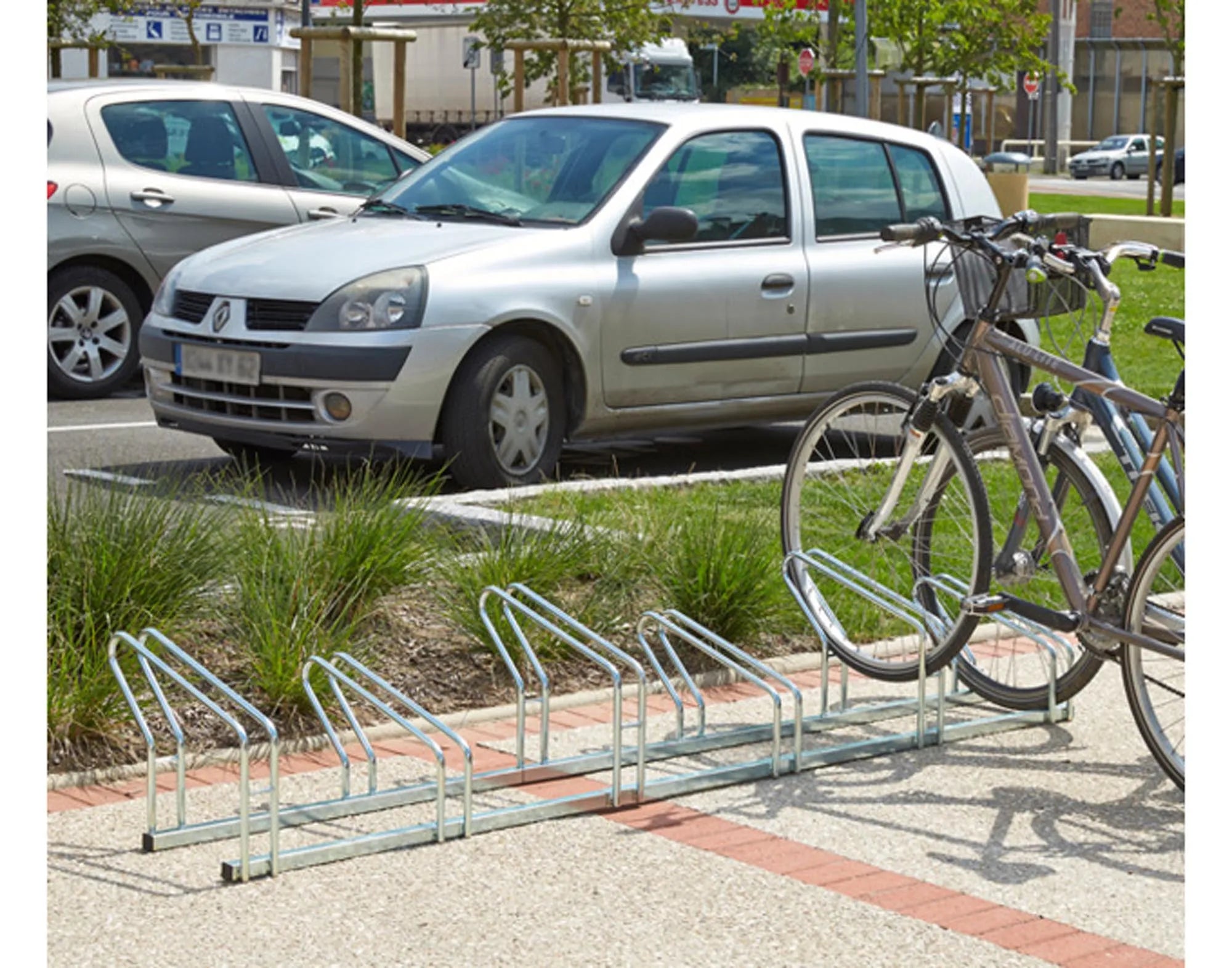 MOTTEZ Fahrradständer für 6 Räder, robust & wetterfest.