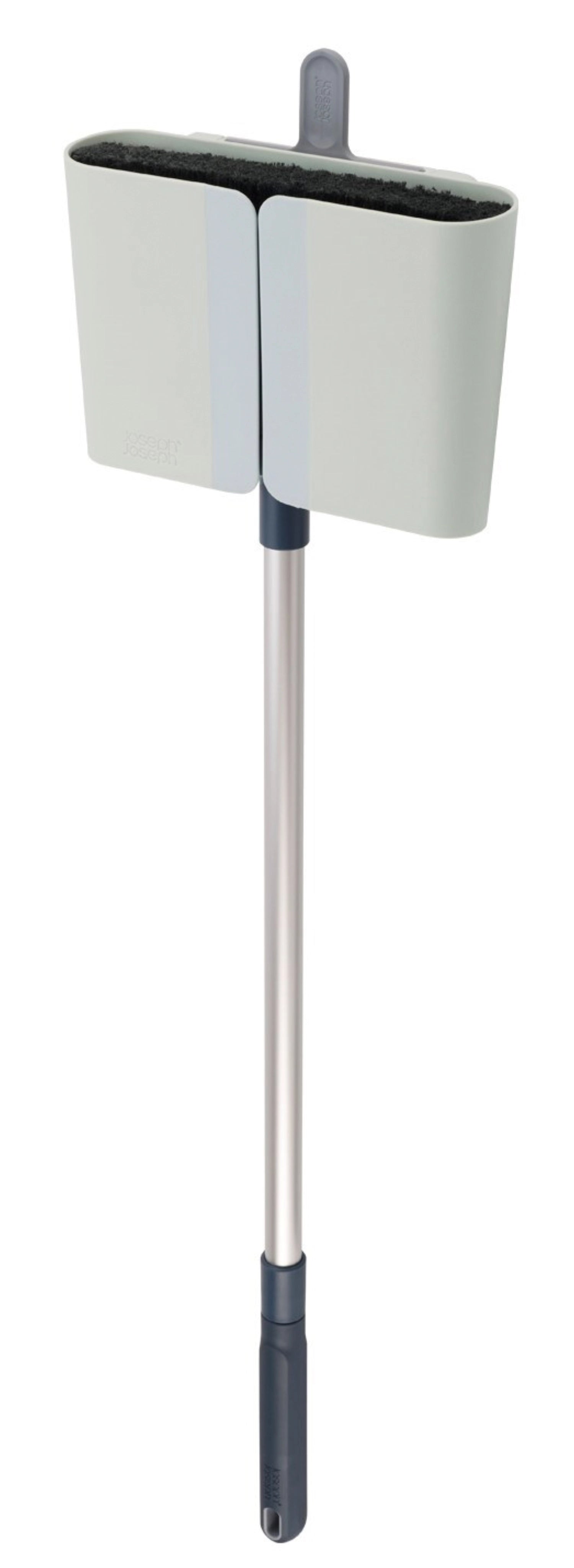 Brooms cleanstore avec de longs poils bleus