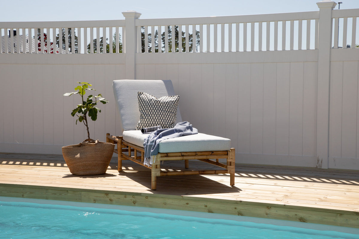 Cane Sonnenliege in Natur präsentiert im Onlineshop von KAQTU Design AG. Liegestuhl ist von Venture Home