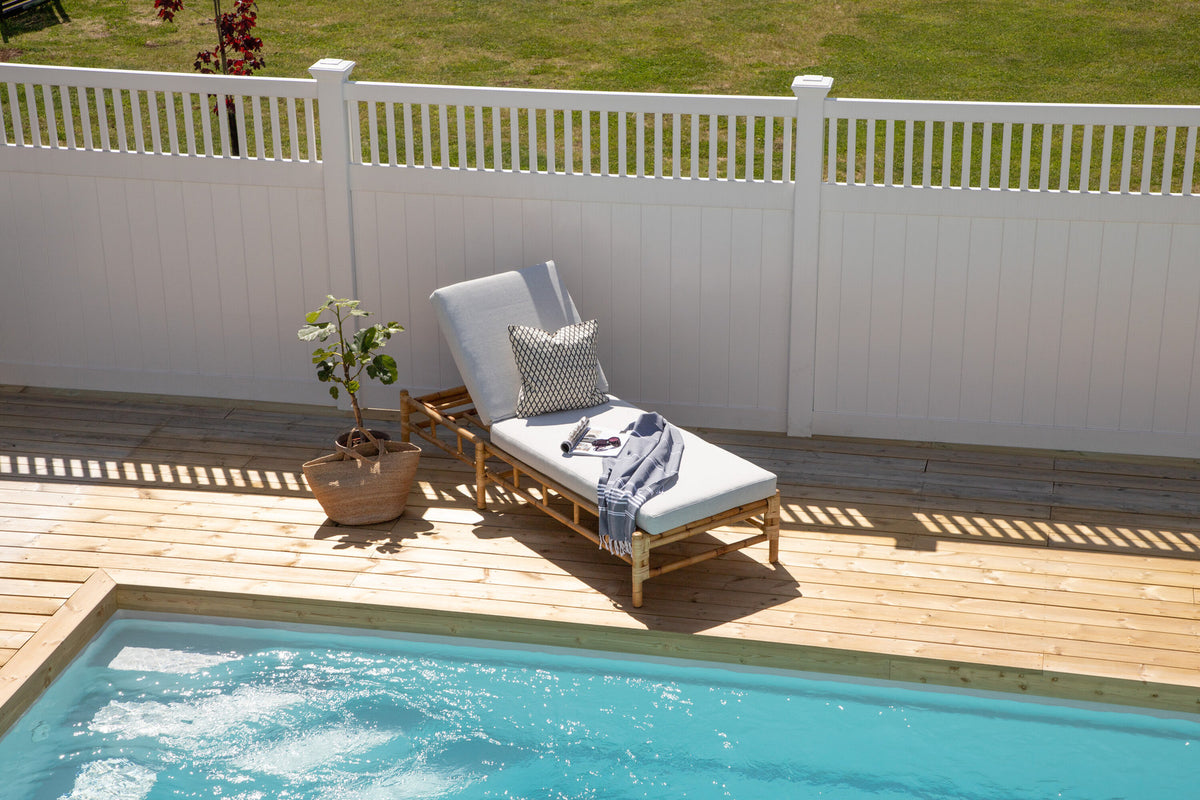 Cane Sonnenliege in Natur präsentiert im Onlineshop von KAQTU Design AG. Liegestuhl ist von Venture Home