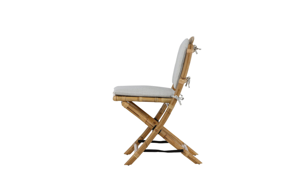 Cane Stuhl klappbar in Natur präsentiert im Onlineshop von KAQTU Design AG. Gartenstuhl ist von Venture Home