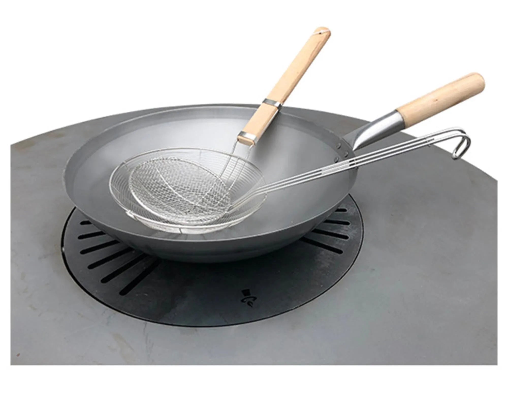 Das REMUNDI Wok Set 3-teilig (ø 36 cm) ist ideal für Grillfans und asiatische Küche. Antihaft-Aluminium, inkl. Wok-Löffel & Dämpfer.