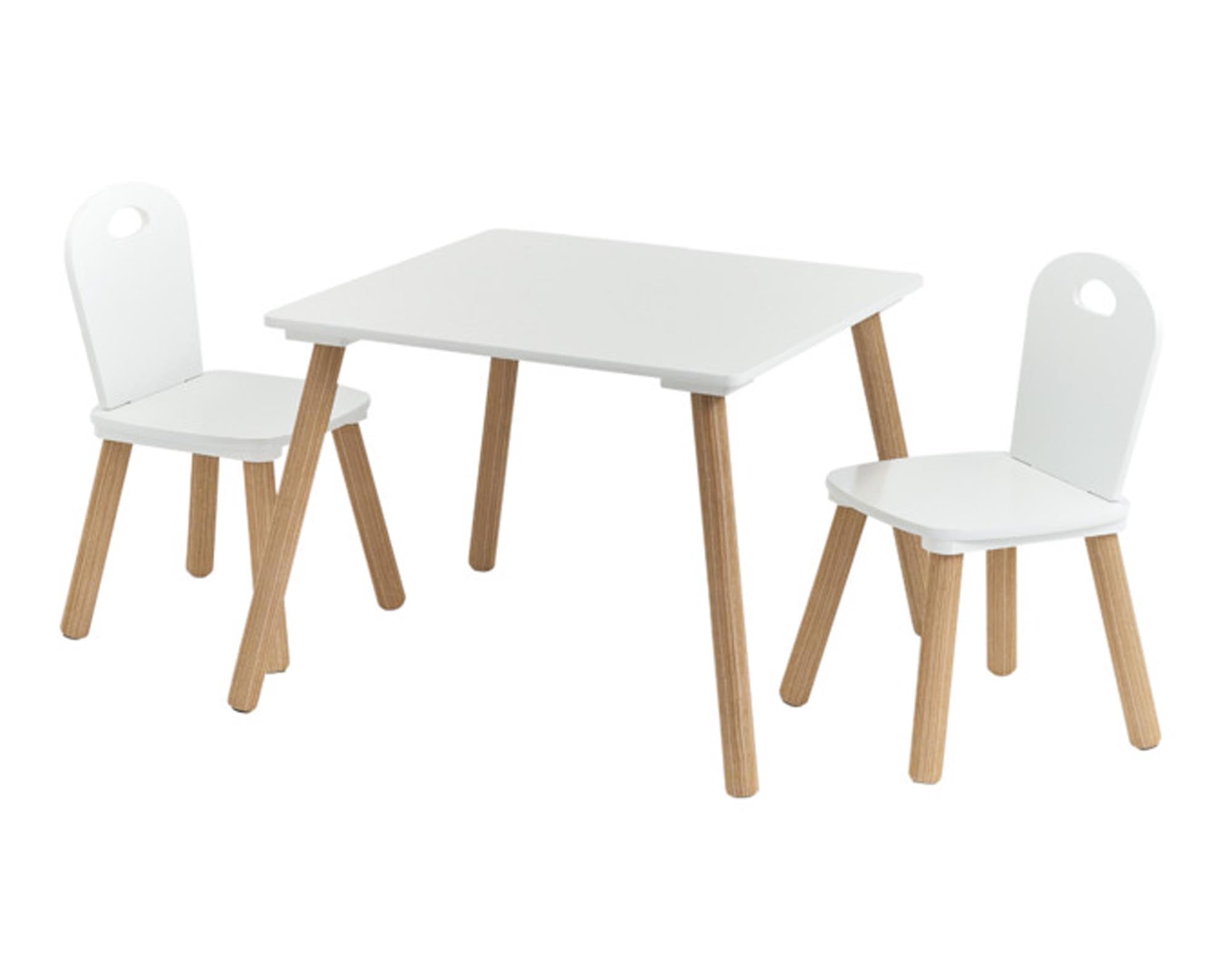 Entdecken Sie die ZELLER Sitzgarnitur für Kinder: 3-teilig, weiß, ideal für Kinderzimmer und Garten. Robuste, sichere Möbel für kreatives Spielen!
