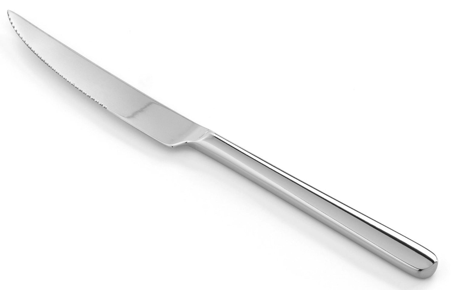 Erleben Sie das Courchevel Steakmesser von Revol: Hochwertiger Edelstahl, scharfe Klinge und ergonomischer Griff für müheloses Schneiden.