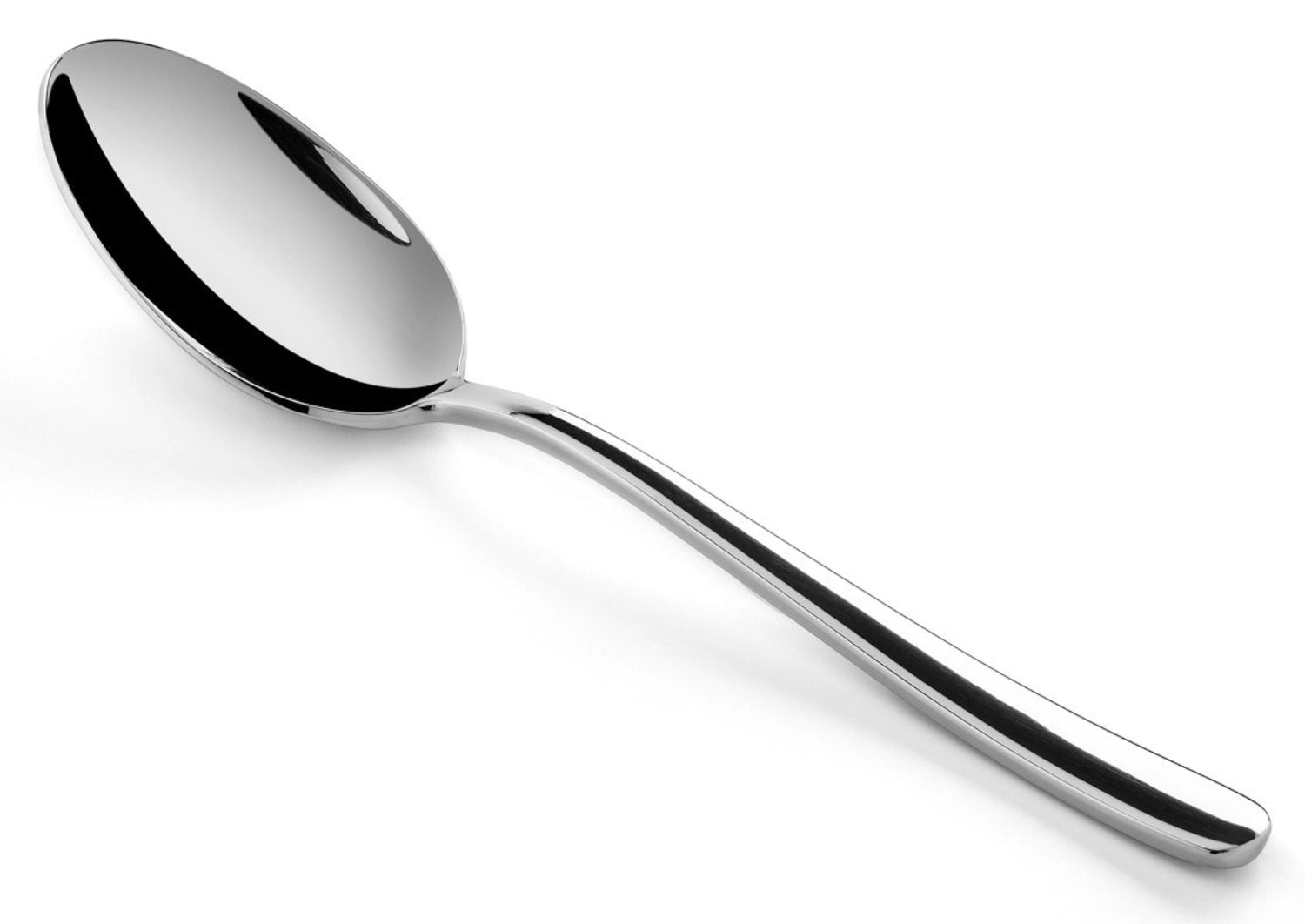 Eleganter Servierlöffel aus glänzendem Edelstahl der Courchevel-Kollektion von Revol, perfekt für stilvolle Dinnerpartys und besondere Anlässe.