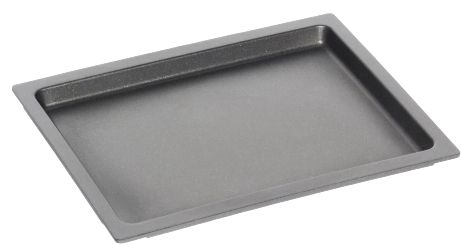 Bratplatte Induktion GN 2/3, H2cm in Silber präsentiert im Onlineshop von KAQTU Design AG. Bratpfanne ist von AMT