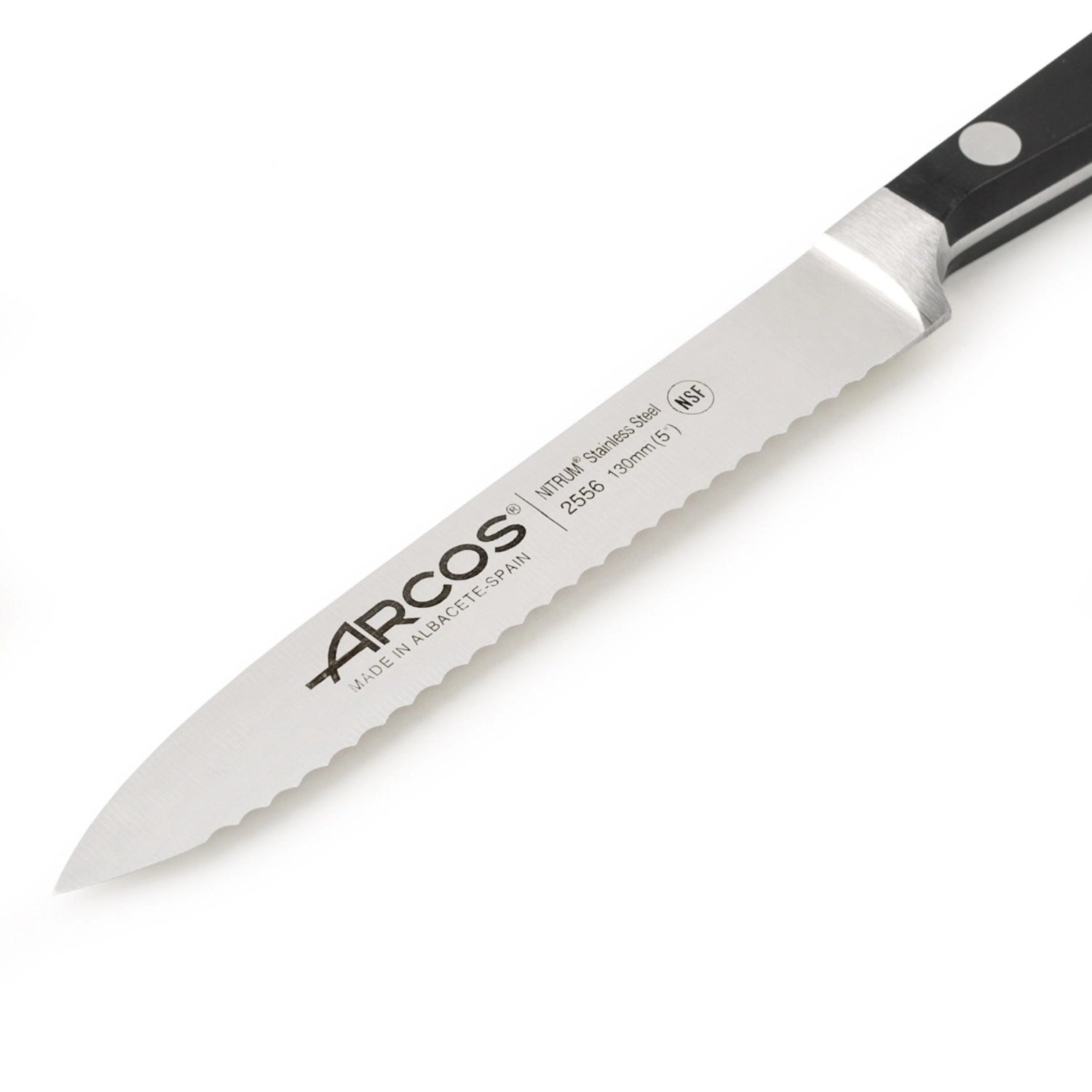Elegantes Allzweckmesser von Arcos mit 13 cm langer, geschmiedeter Klinge, perfekt für vielseitige Küchenanwendungen und präzises Arbeiten.