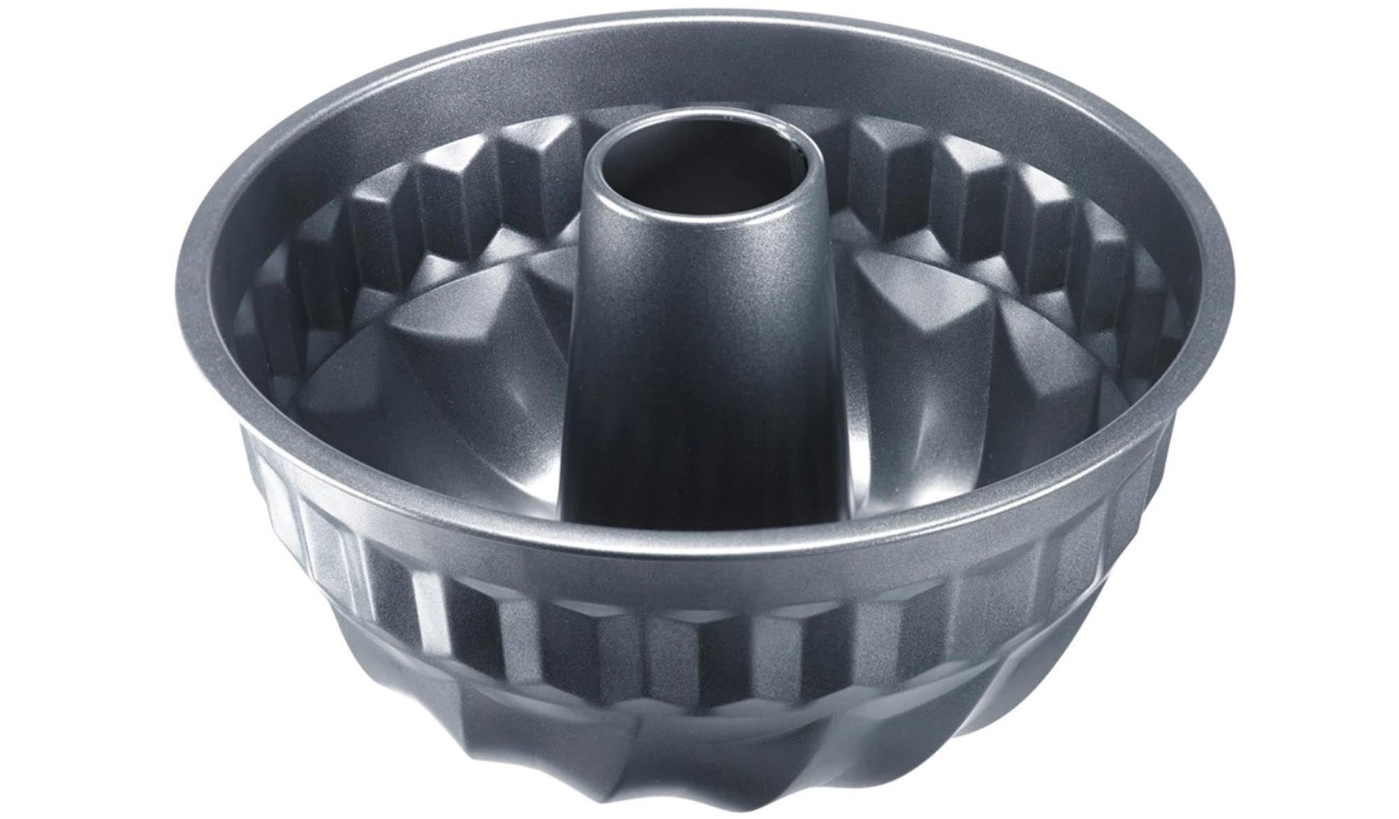 Backklassiker Gugelhupfform D22cm, Antihaft in Silber präsentiert im Onlineshop von KAQTU Design AG. Backform / Backblech ist von Westmark