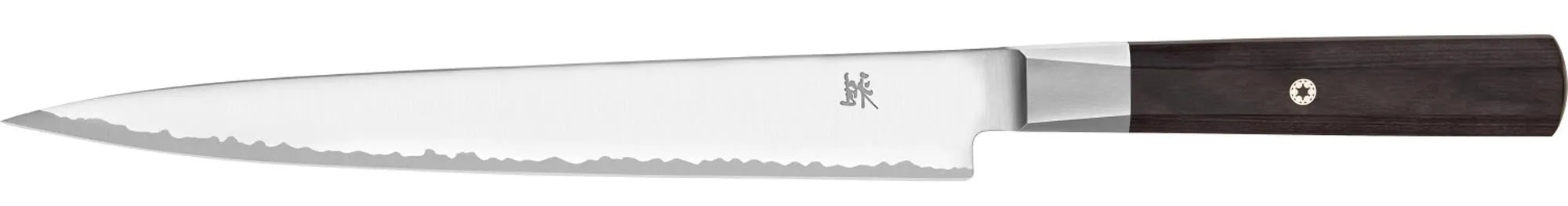 Elegantes MIYABI 4000FC Sujihiki: 240 mm FC61 Stahl, Pakkaholzgriff, ideal für präzises Schneiden von Fisch und Fleisch.