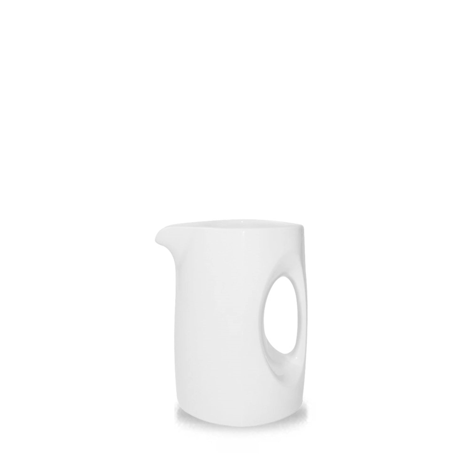 Moderner, quadratischer Wasserkrug in strahlendem Weiß von Churchill, H12cm, D8.5cm, 34cl, perfekt für elegante Anlässe und Tischarrangements.