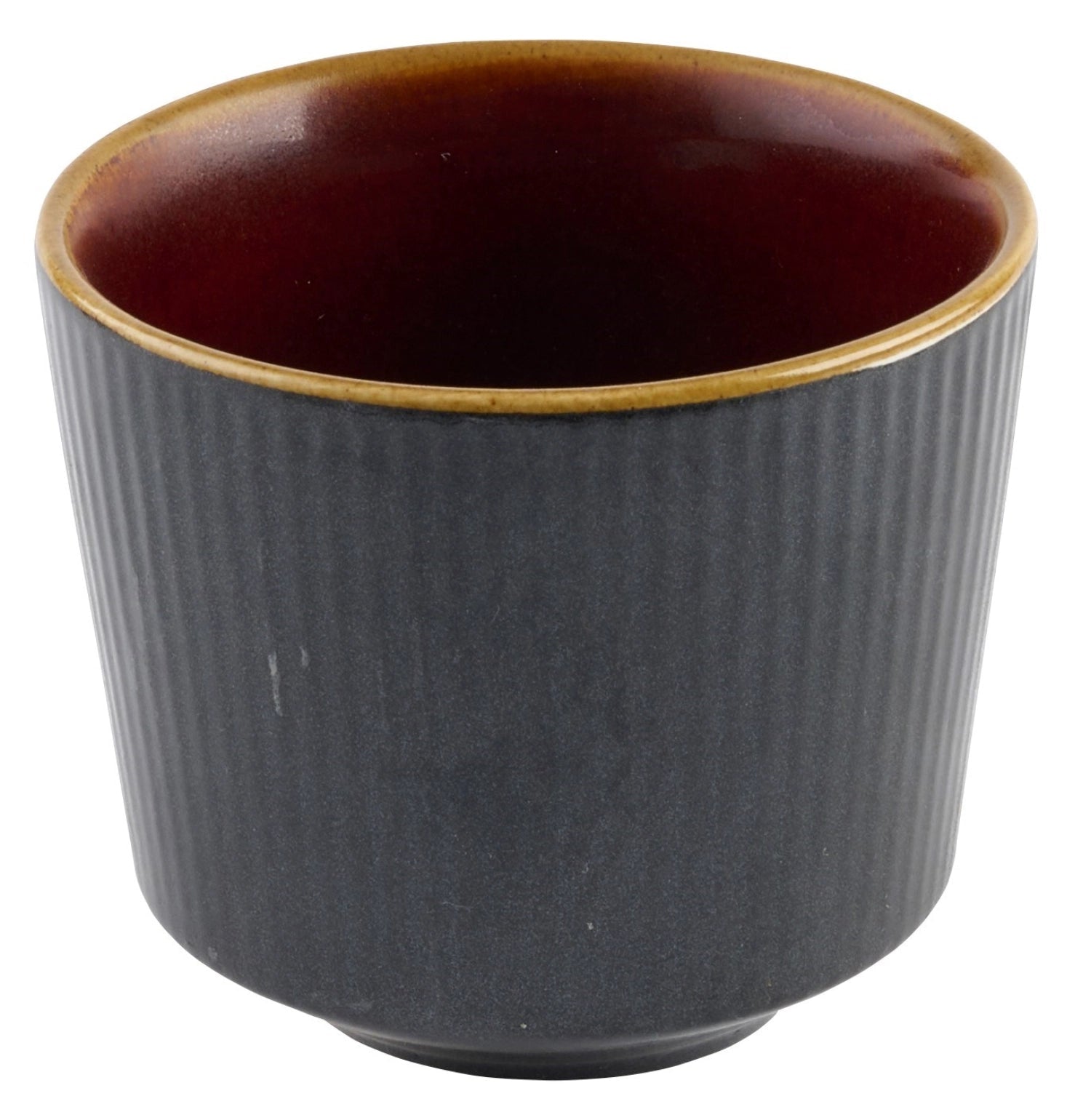 Eleganter, hitzebeständiger Porzellanbecher (29cl) mit mattem Schwarz und rustikaler Chip-Optik. Perfekt für Kaffee & Tee.