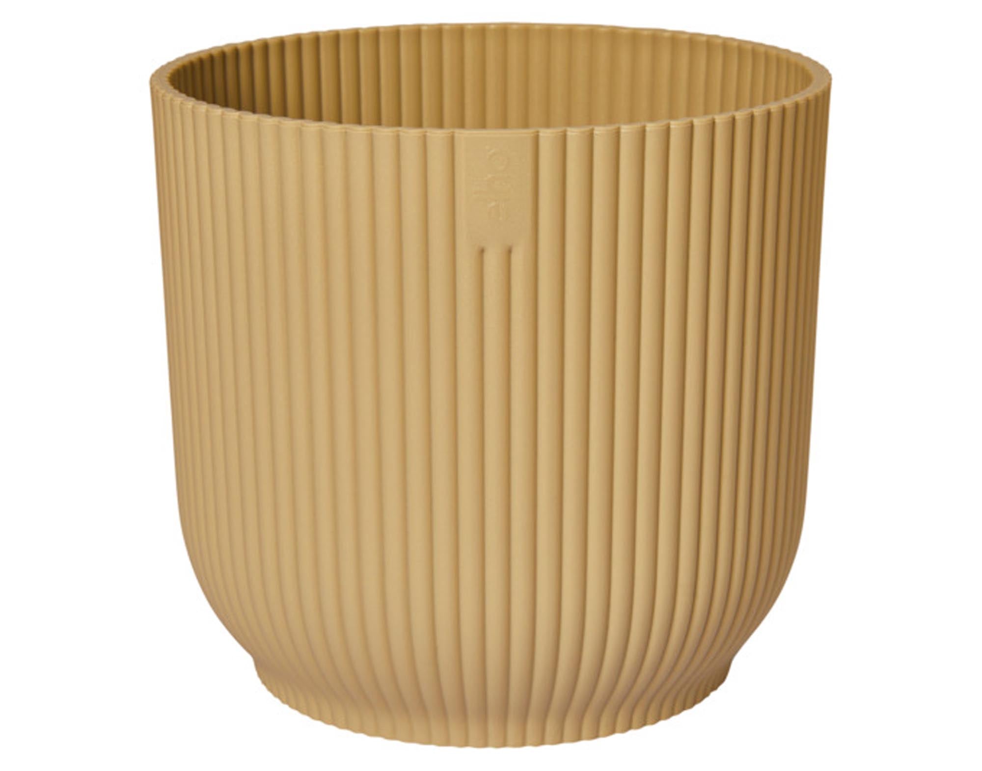 ELHO Pflanzengefäss Vibes fold rund buttergelb ø 16 cm in  präsentiert im Onlineshop von KAQTU Design AG. Pflanzentopf Outdoor ist von ELHO