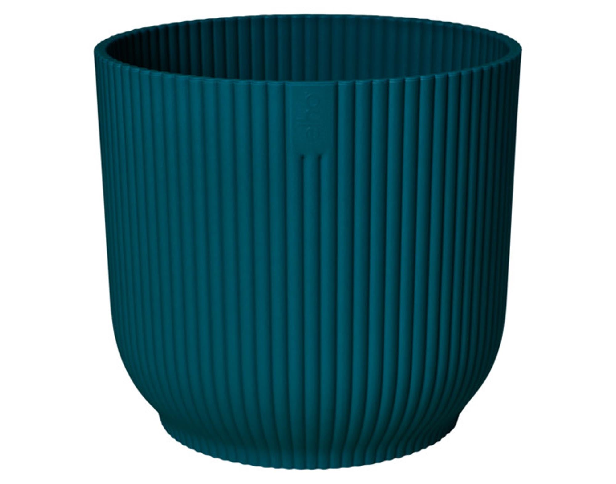 ELHO Pflanzengefäss Vibes fold rund deep blue ø 16 cm in  präsentiert im Onlineshop von KAQTU Design AG. Pflanzentopf Outdoor ist von ELHO