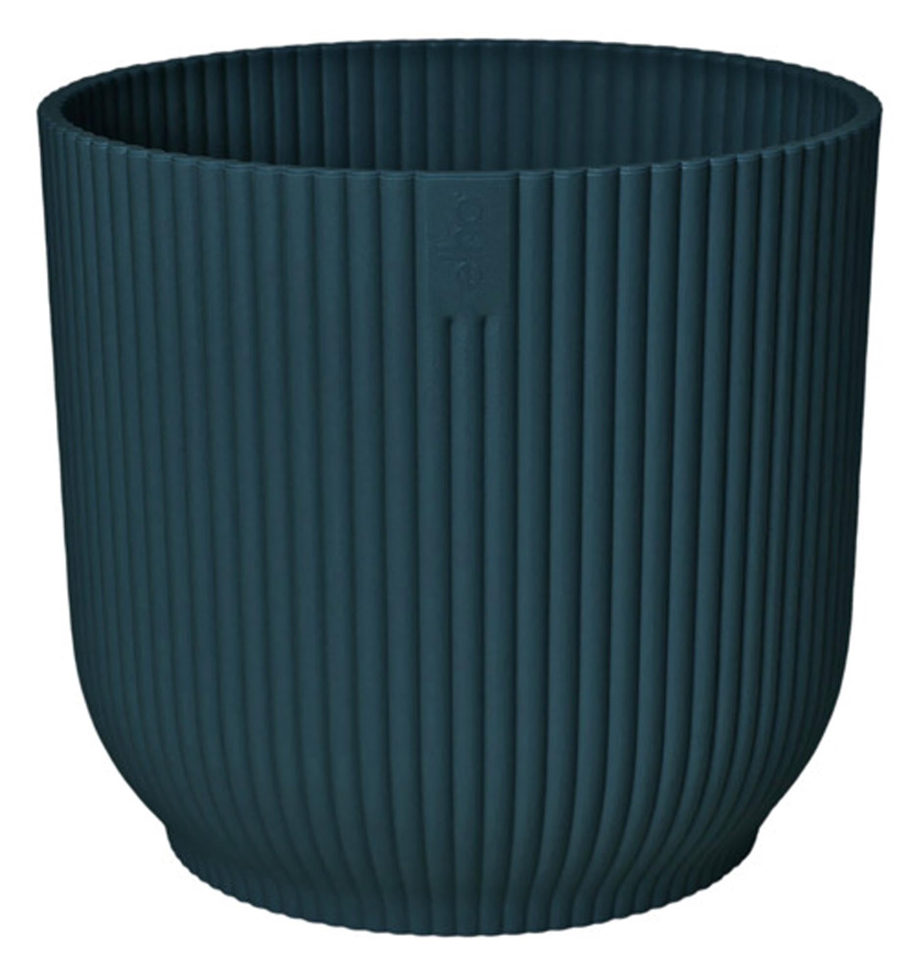 ELHO Pflanzengefäss Vibes fold rund deep blue ø 30 cm in  präsentiert im Onlineshop von KAQTU Design AG. Pflanzentopf Outdoor ist von ELHO