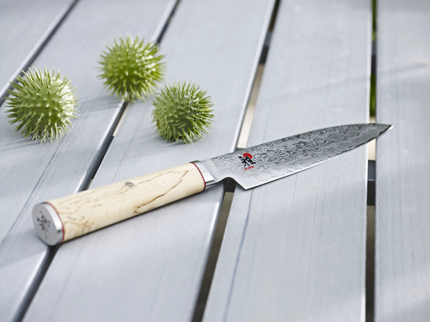 MIYABI 5000MCD SHOTOH Damastmesser, 130mm, mit elegantem Design und scharfer Klinge, ideal für präzises Schneiden in der Küche.