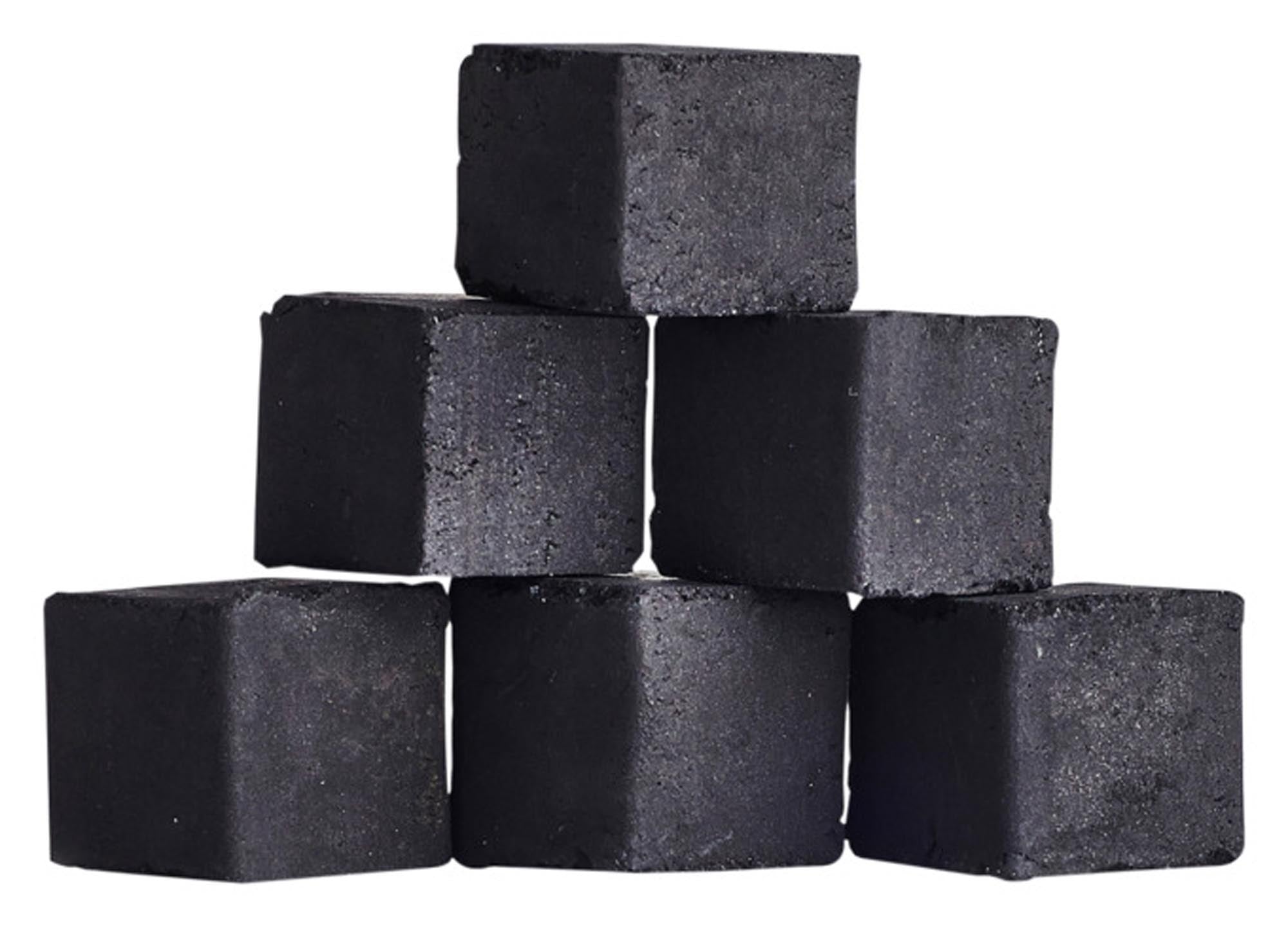 MCBRIKETT Grillkohle Kokoko Mini Cubes 1 kg in  präsentiert im Onlineshop von KAQTU Design AG. Grillzubehör ist von MCBRIKETT