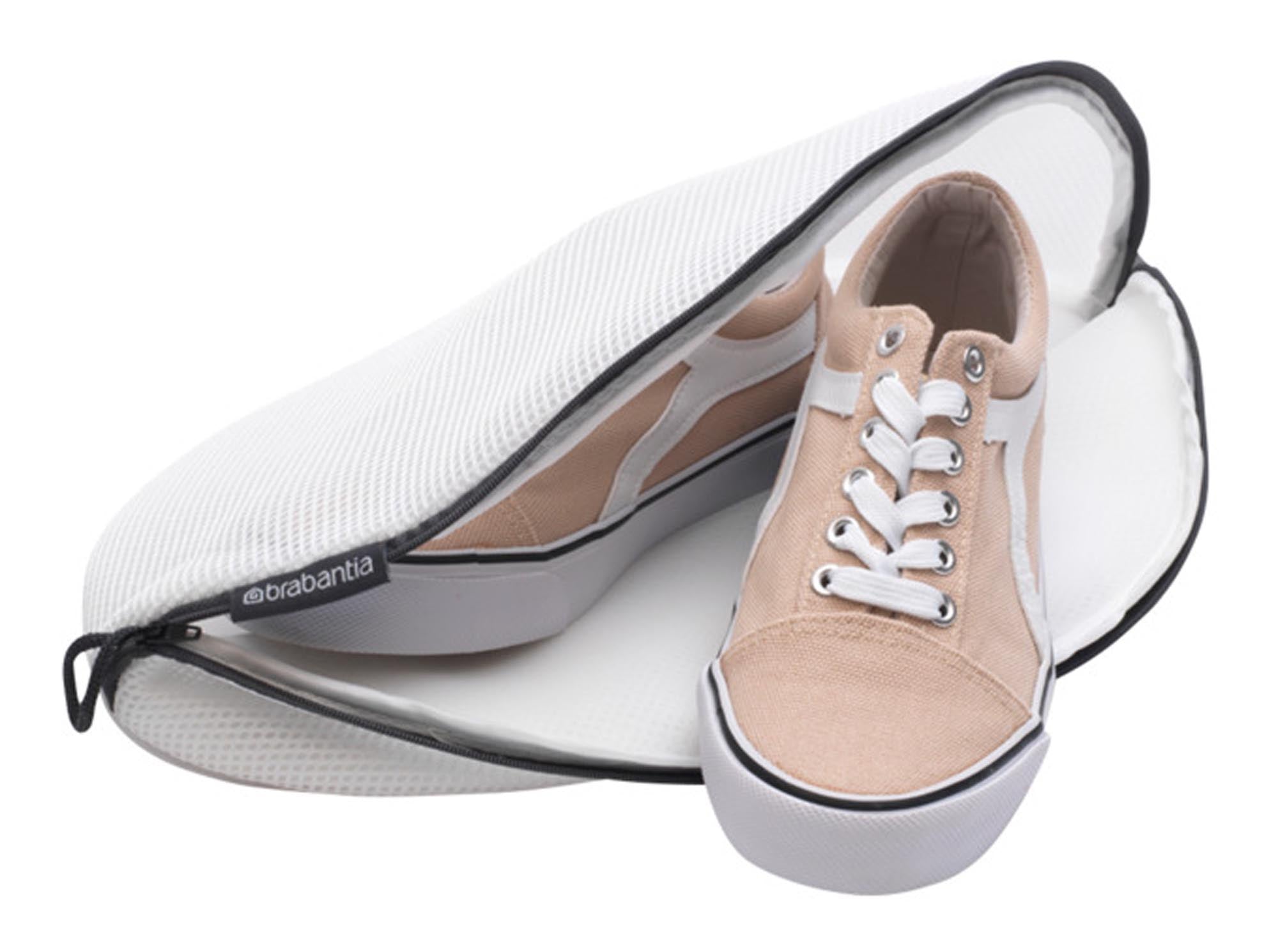 Schuhschutzbeutel von BRABANTIA: Perfekter Schutz beim Waschen.