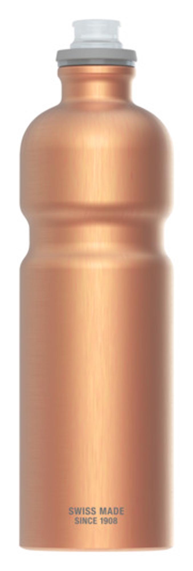 Die SIGG MyPlanet Move Trinkflasche in Kupfer, 0.75 l, ist nachhaltig, leicht und ideal für unterwegs. Perfekt für aktive Menschen.