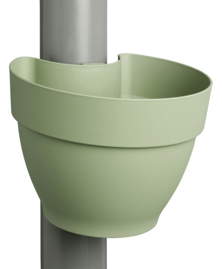 ELHO Fallrohrpflanzgefäss vibia ø 21.6 cm terra in  präsentiert im Onlineshop von KAQTU Design AG. Pflanzentopf Outdoor ist von ELHO