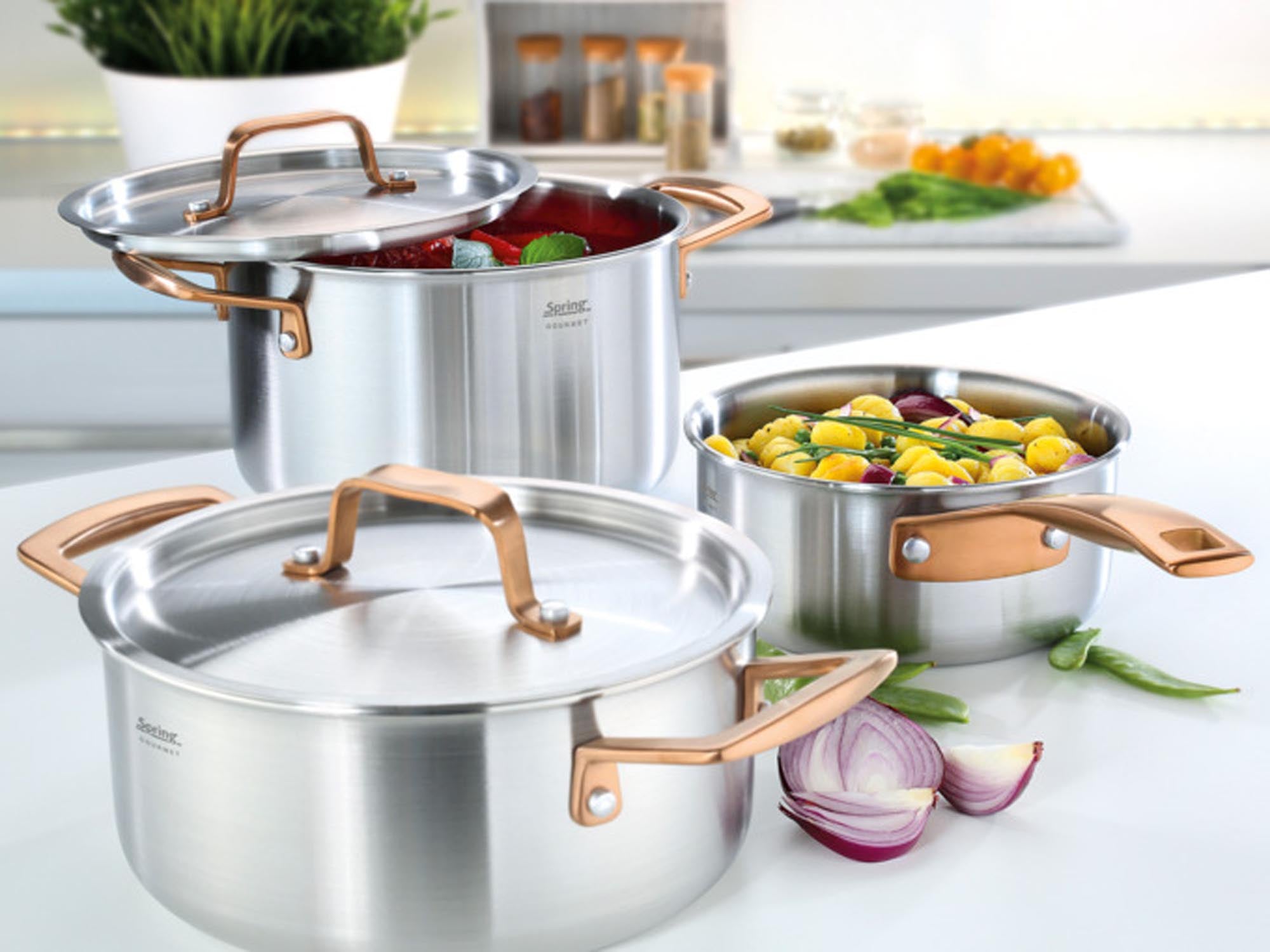 Topf-Set Gourmet 5-teilig  in Silber präsentiert im Onlineshop von KAQTU Design AG. Topf ist von SPRING