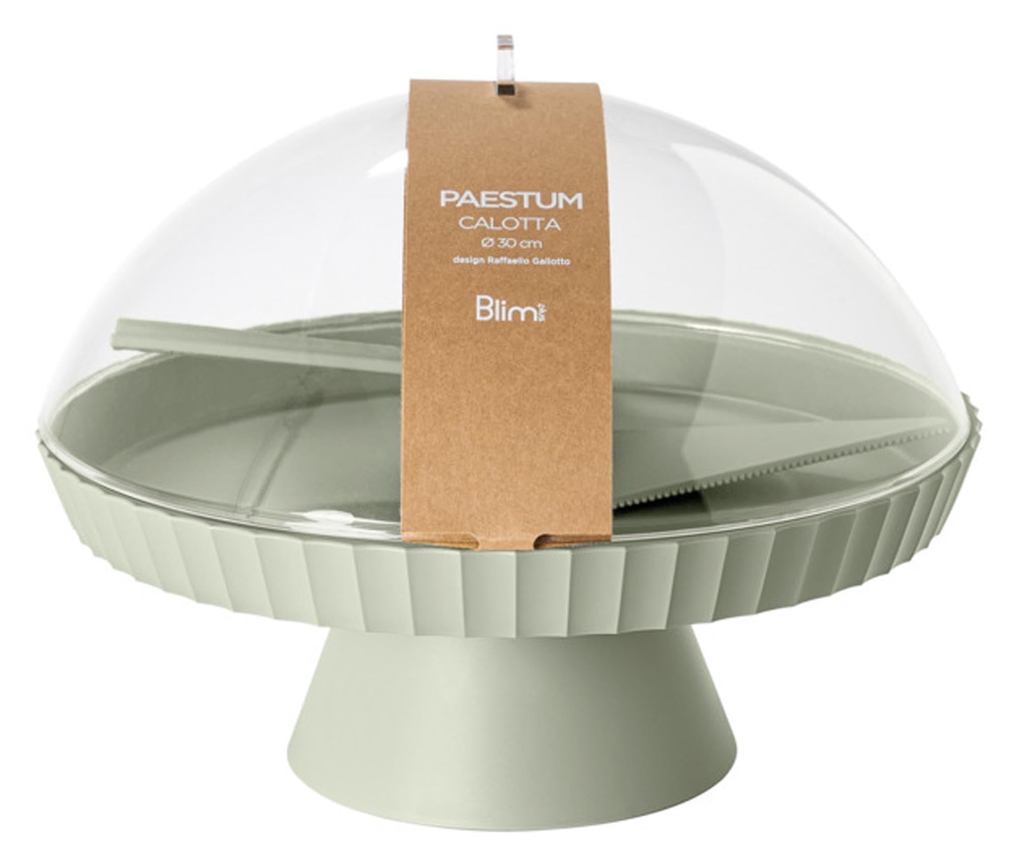 BLIM PLUS Schale auf Fuss Agora  mit Haube und Kuchenheber m-forest ø 30 cm in  präsentiert im Onlineshop von KAQTU Design AG. Schale ist von BLIMPLUS