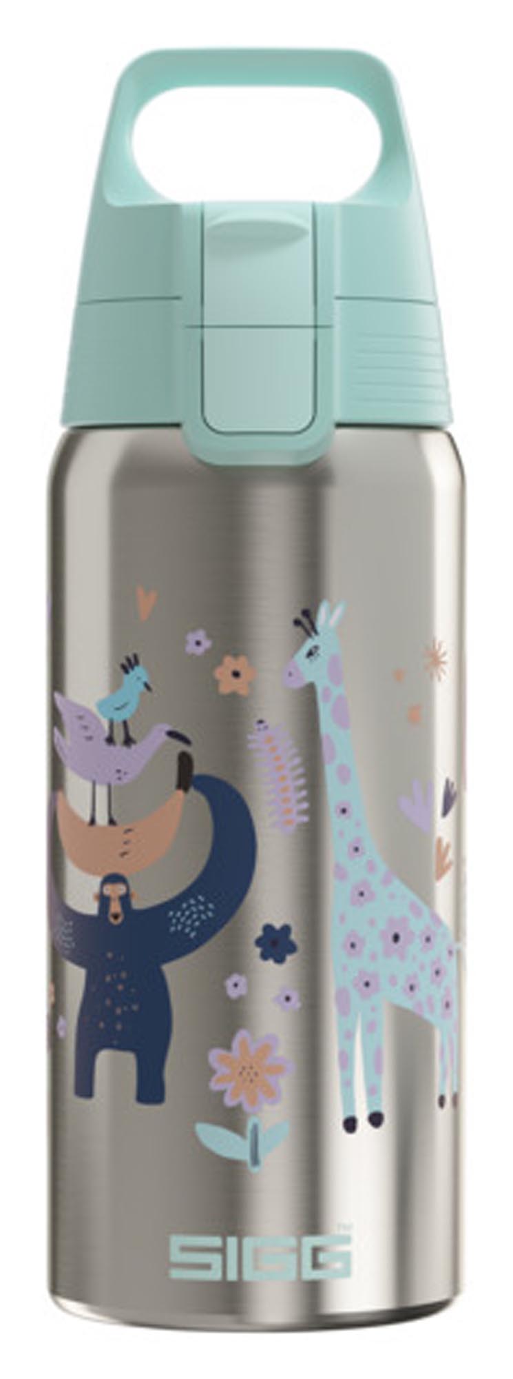 Entdecken Sie die SIGG Isolierflasche Shield Therm One Jungle 0.5 l – langlebig, aus Edelstahl, mit doppelwandiger Vakuumisolierung für heiße und kalte Getränke.