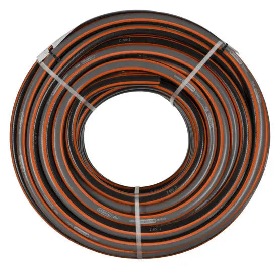 Der GARDENA Comfort Flex Schlauch 19 mm (3/4") ist 50 m lang, flexibel und robust, ideal für Gartenbewässerung und vielseitige Anwendungen.
