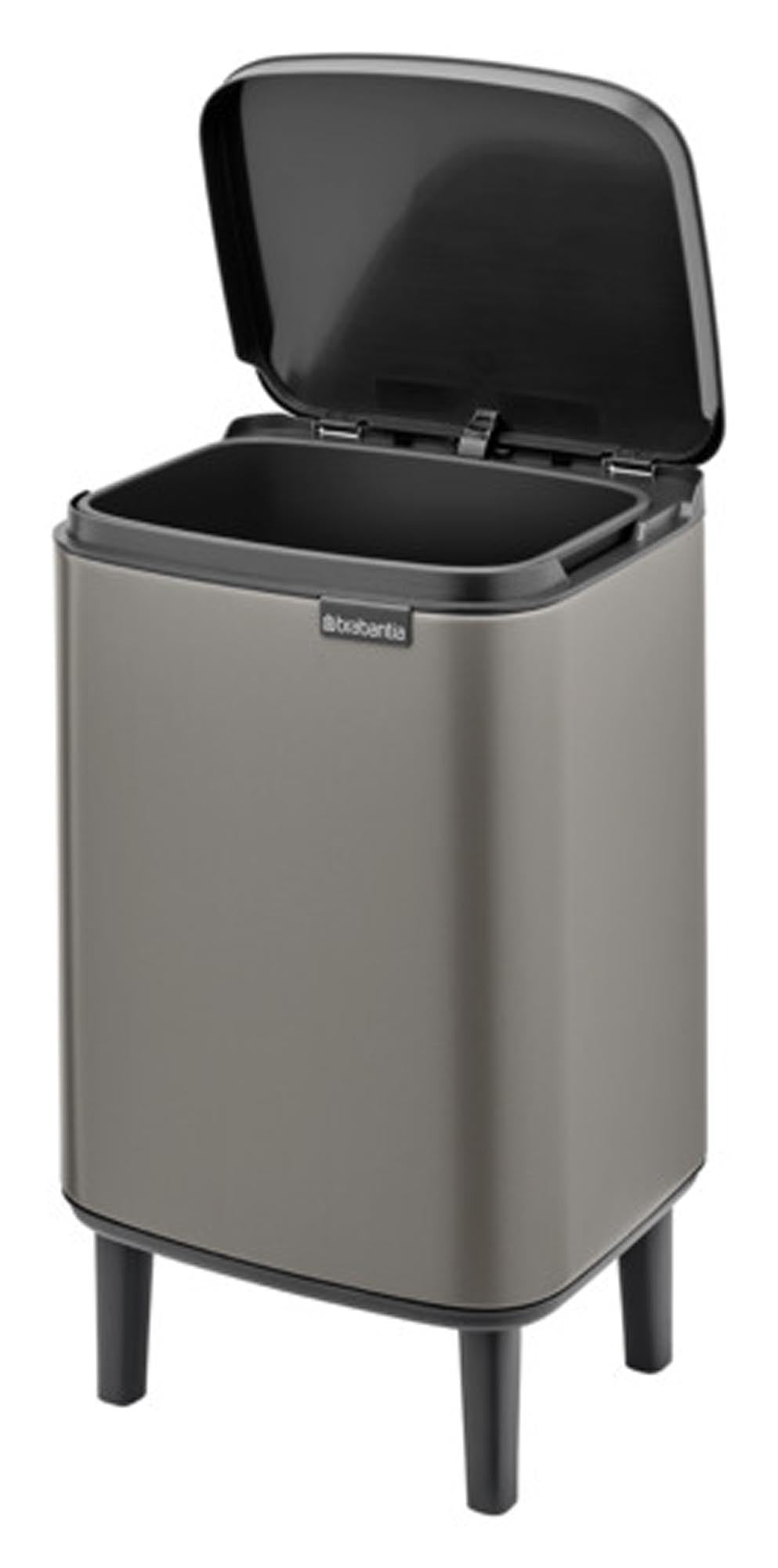 Eleganter BRABANTIA Abfallbehälter Bo Hi in Platinum, 7 l, ideal für stilvolle Abfallentsorgung in modernen Haushalten.