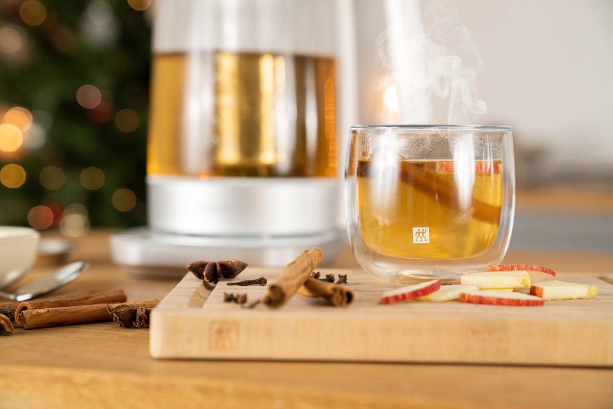 Sorrento Teegläser doppelwandig, 2er Set, 240 ml in Transparent präsentiert im Onlineshop von KAQTU Design AG. Tasse ist von Zwilling Kitchen
