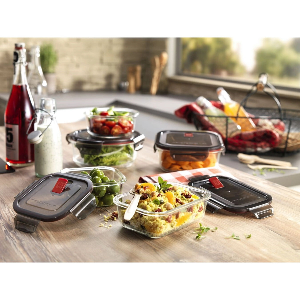 Zwilling Gusto Glasbehälter quadratisch, 1100 ml in Silber präsentiert im Onlineshop von KAQTU Design AG. Aufbewahrungsdose ist von Zwilling Kitchen