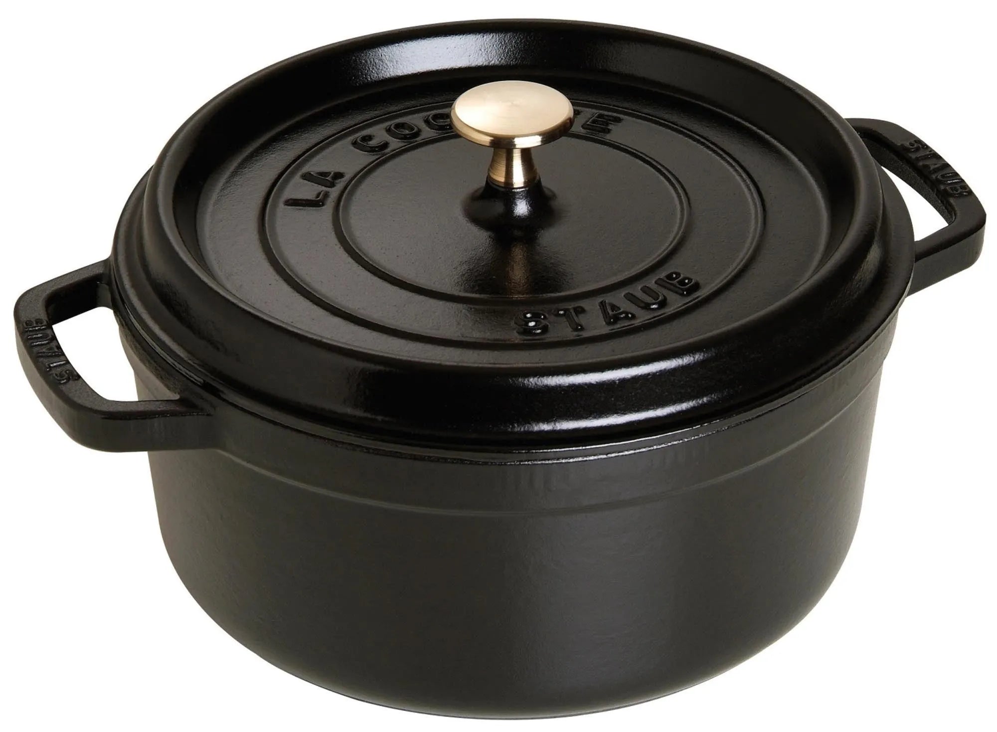 Die Staub Cocotte 2.2l aus Gusseisen bietet exzellente Wärmeleitung, ist emailliert gegen Rost und ideal für saftige Schmorgerichte.