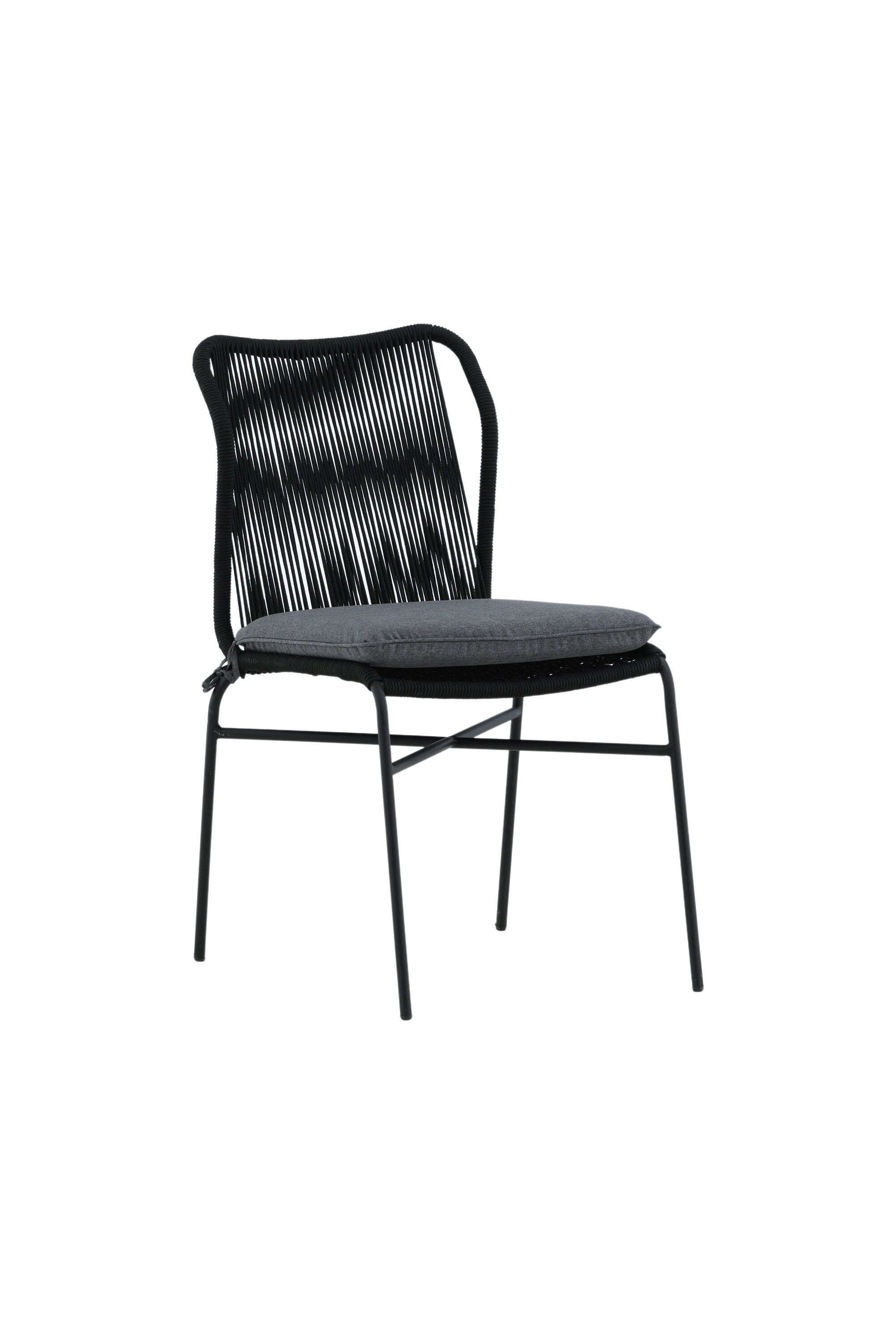 Julian Gartenstuhl in Schwarz präsentiert im Onlineshop von KAQTU Design AG. Gartenstuhl ist von Venture Home