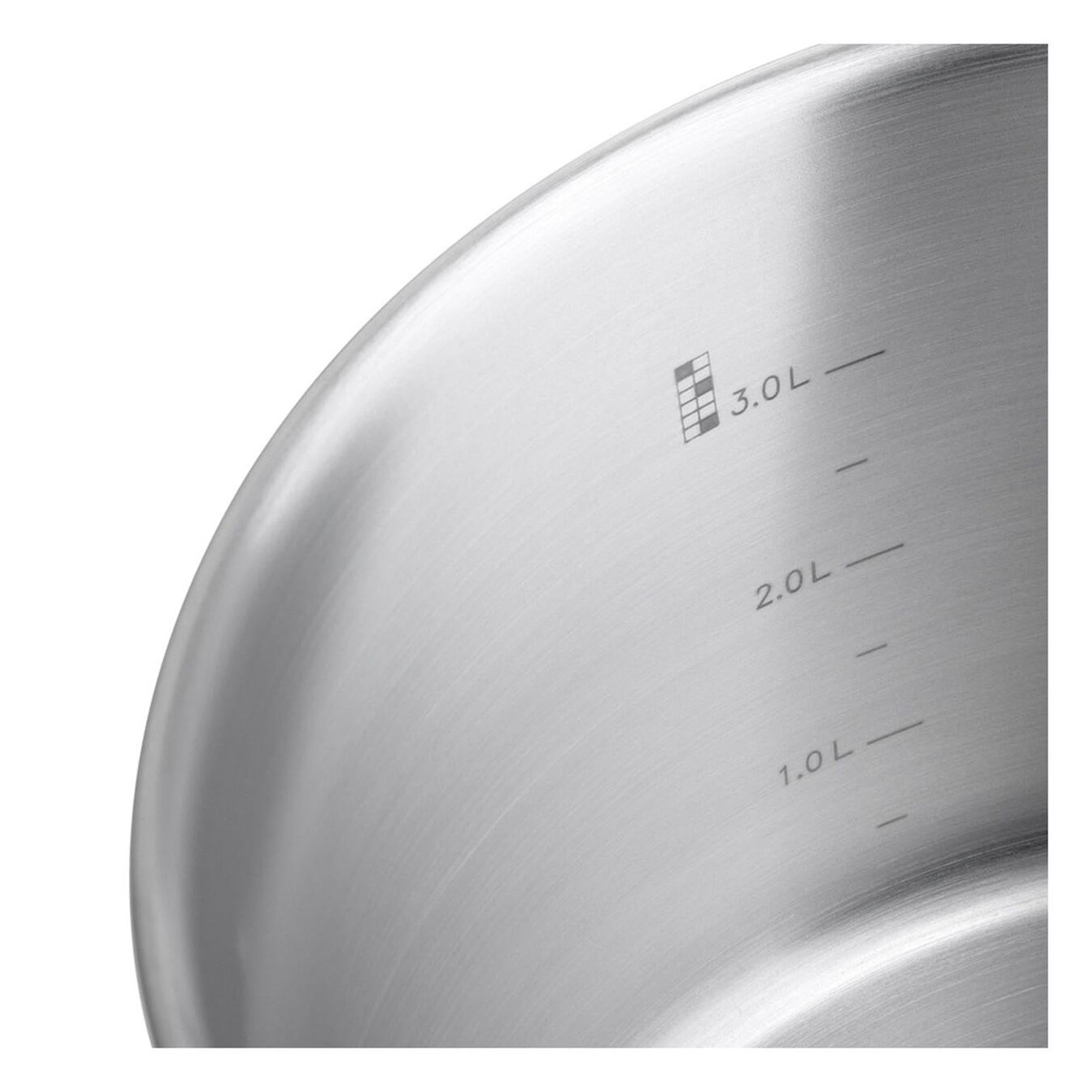 Elegantes 4-teiliges Zwilling Twin Classic Kochgeschirr-Set aus Edelstahl, ideal für stilvolles und vielseitiges Kochen.