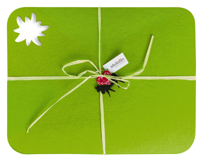 STEINLIN Tischset Edelweiss rot 4 Stück Filz 42x32 cm in  präsentiert im Onlineshop von KAQTU Design AG. Tischset ist von STEINLIN