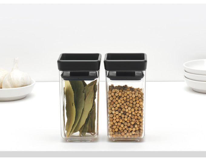 Praktisches 2-teiliges Vorratsdosen-Set von BRABANTIA in Dunkelgrau, ideal für die Aufbewahrung kleiner Mengen, 2x 0,15 l Fassungsvermögen.
