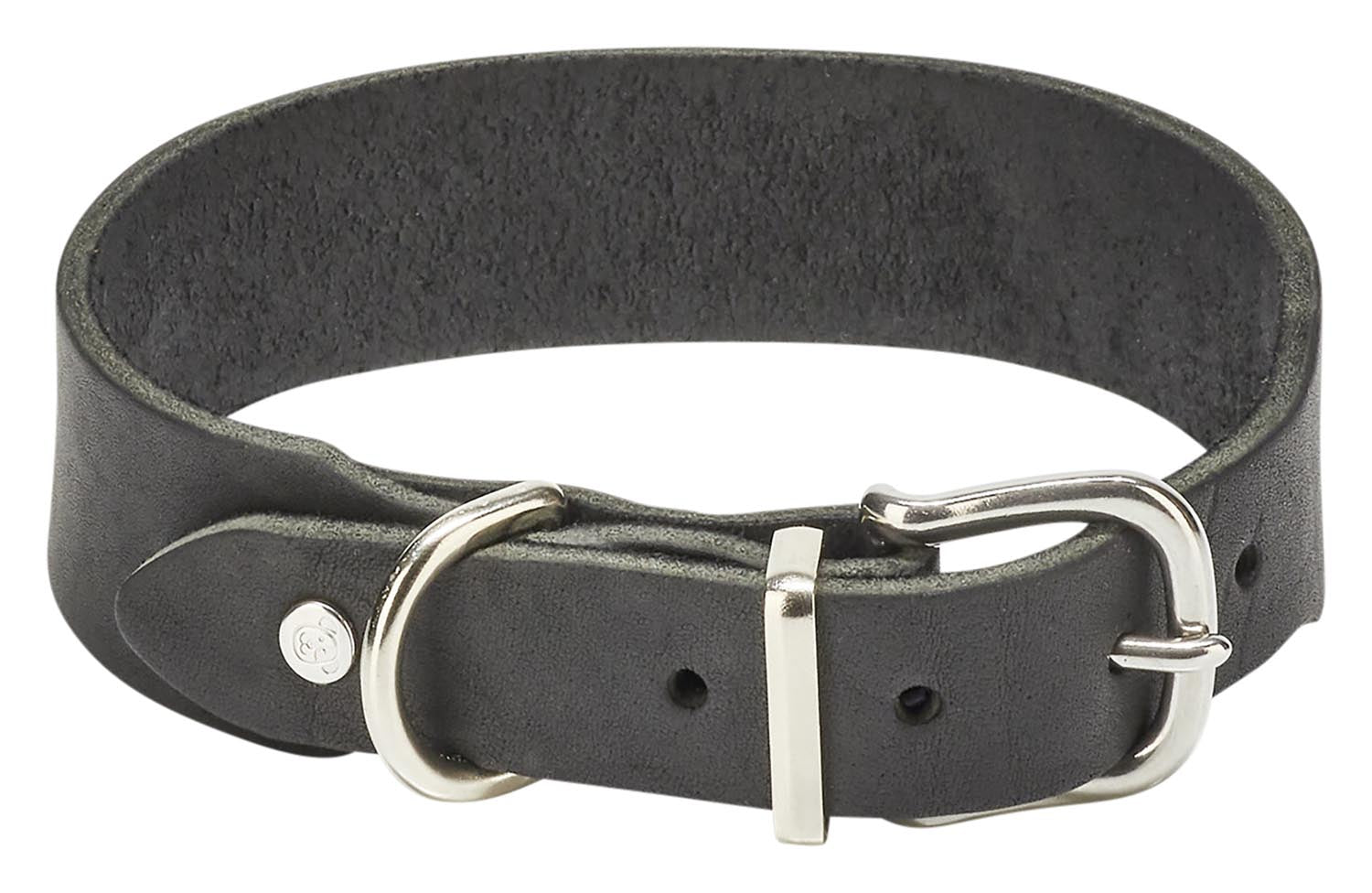 Das LABONI Halsband Giro M in Mokka vereint edles Design und strapazierfähiges Leder. Perfekt für modebewusste Hunde und langlebigen Komfort.