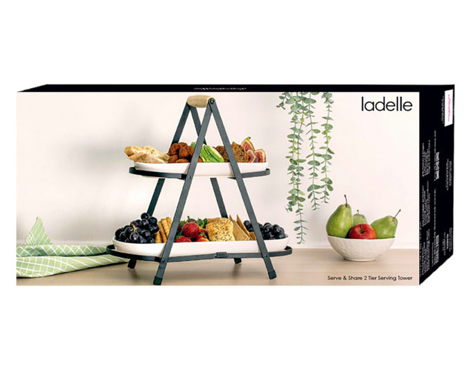 Elegante LADELLE Etagere Alto aus Porzellan, ideal zum Servieren und Teilen, Maße: 43.2x19.4x37 cm, stilvoll und praktisch.
